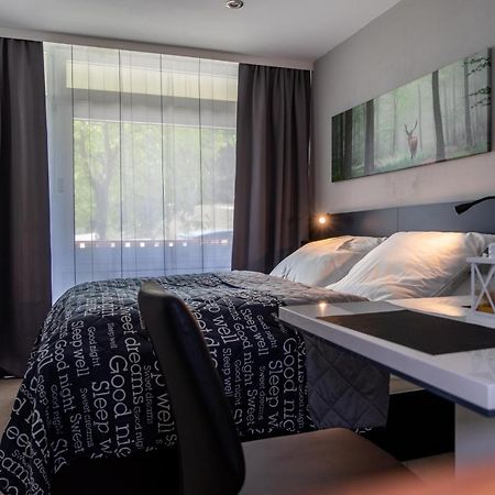 Studio 20Qm Mit Balkon Und Innenpool - 22030 슈룩흐제 외부 사진
